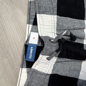 Old Navy Monochrome Checkered Pants